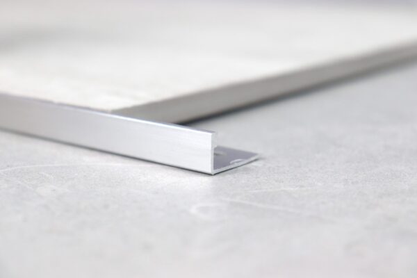 AA-SIZE-3-1-scaled-1-600x400